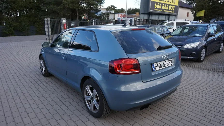 AUDI A3 -