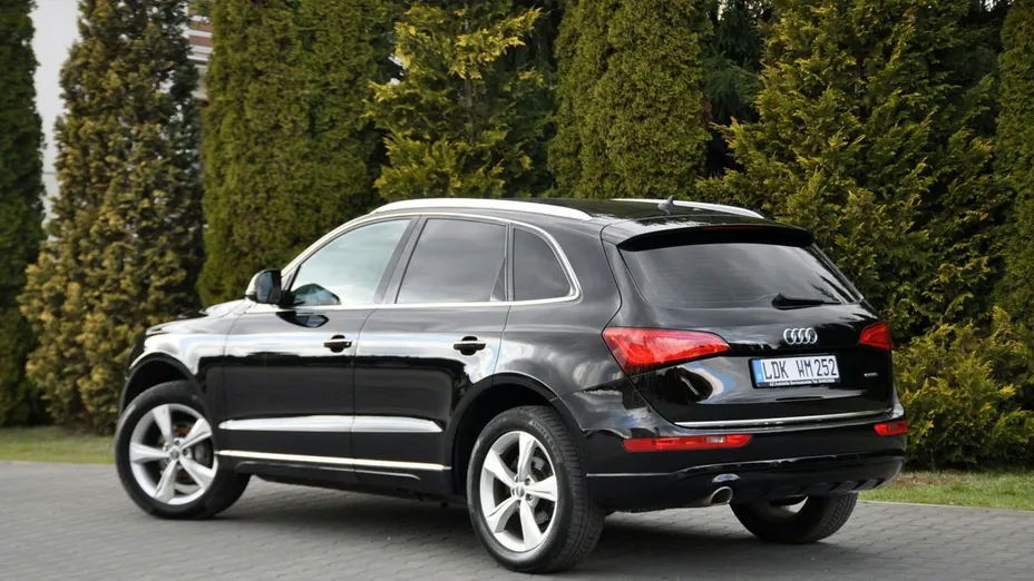 AUDI Q5 -