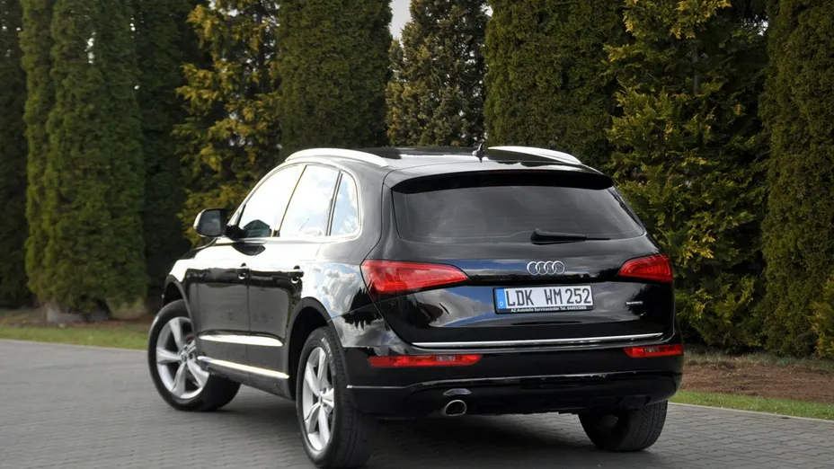 AUDI Q5 -