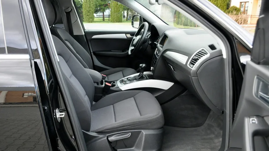 AUDI Q5 -