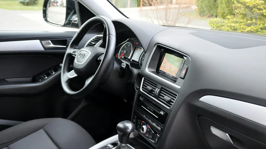 AUDI Q5 -
