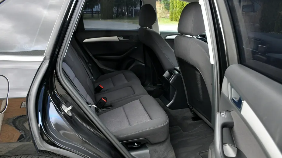 AUDI Q5 -