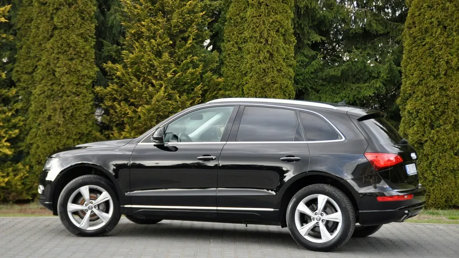 AUDI Q5 -