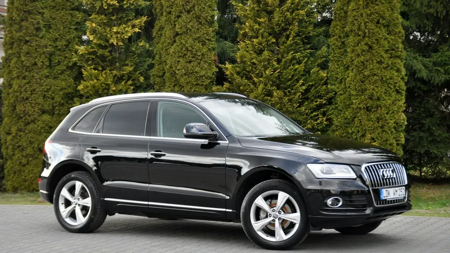 AUDI Q5 -