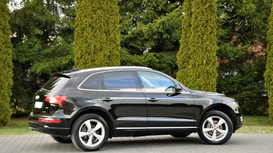 AUDI Q5 -