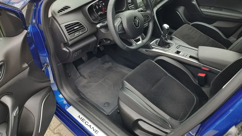 RENAULT Megane -