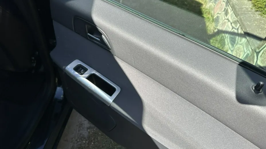 VOLVO V50 -