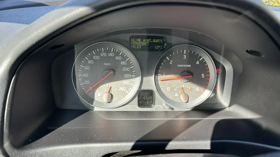VOLVO V50 -