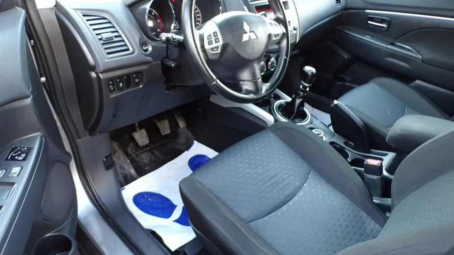MITSUBISHI ASX -
