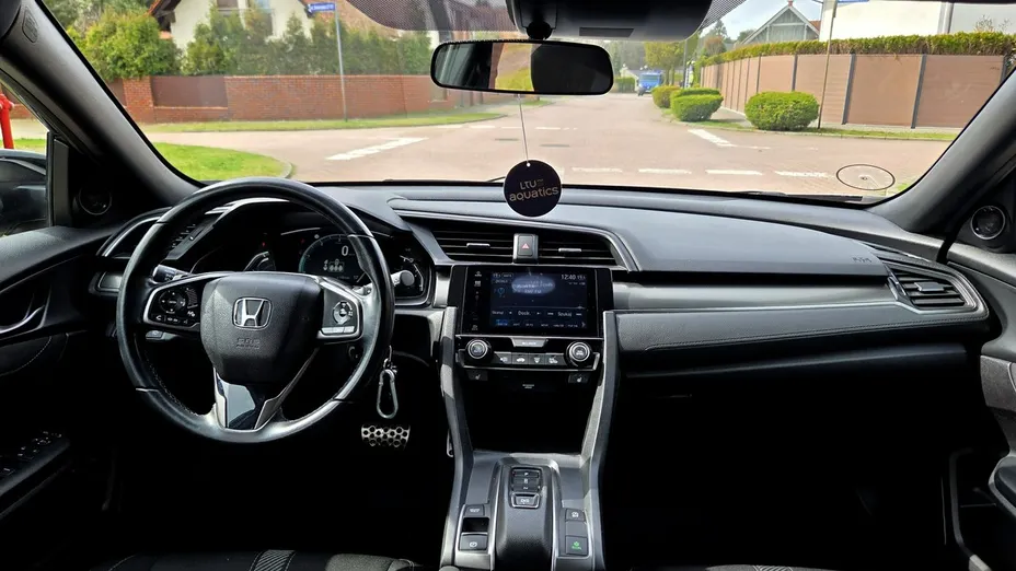 HONDA Civic -