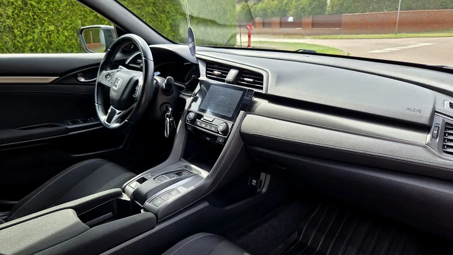 HONDA Civic -