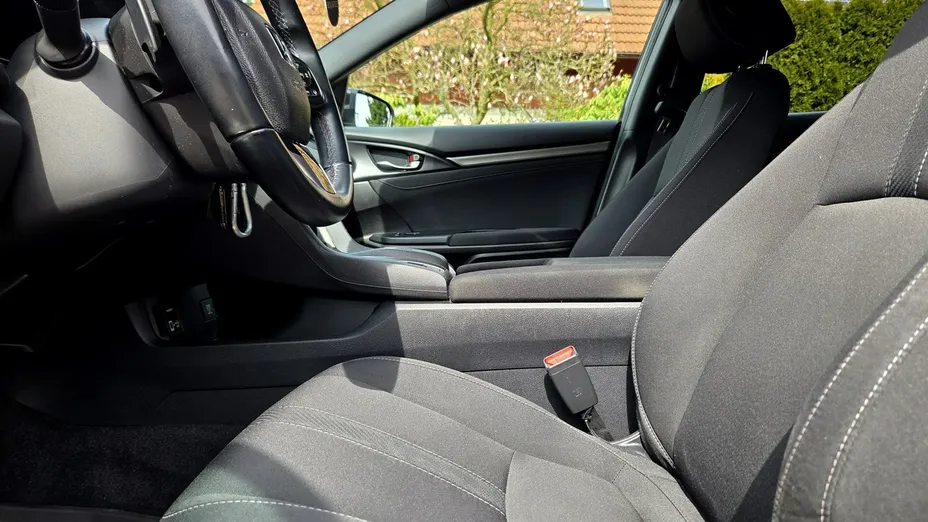 HONDA Civic -