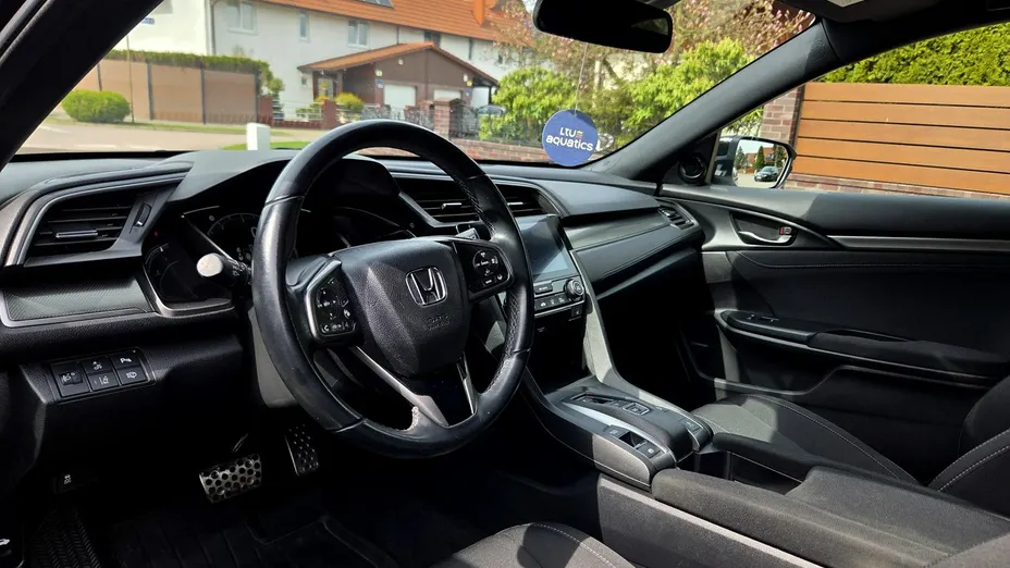HONDA Civic -