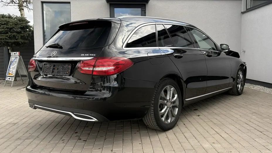 MERCEDES-BENZ C Klasa -