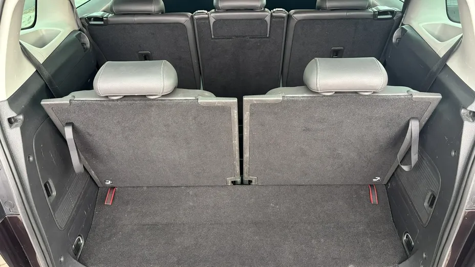 OPEL Zafira -