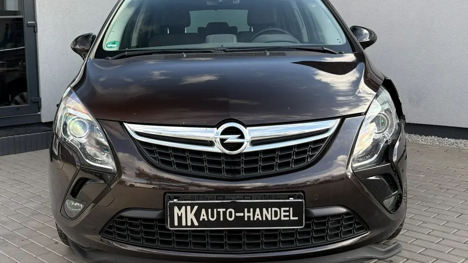OPEL Zafira -