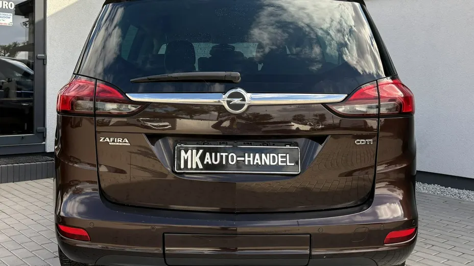 OPEL Zafira -