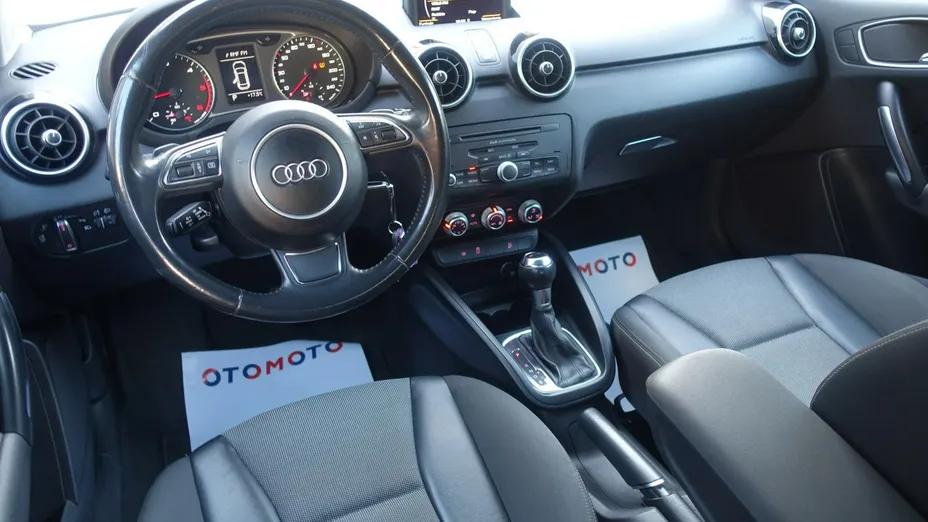 AUDI A1 -