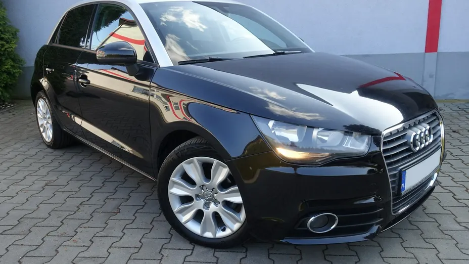 AUDI A1 -