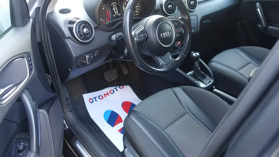 AUDI A1 -