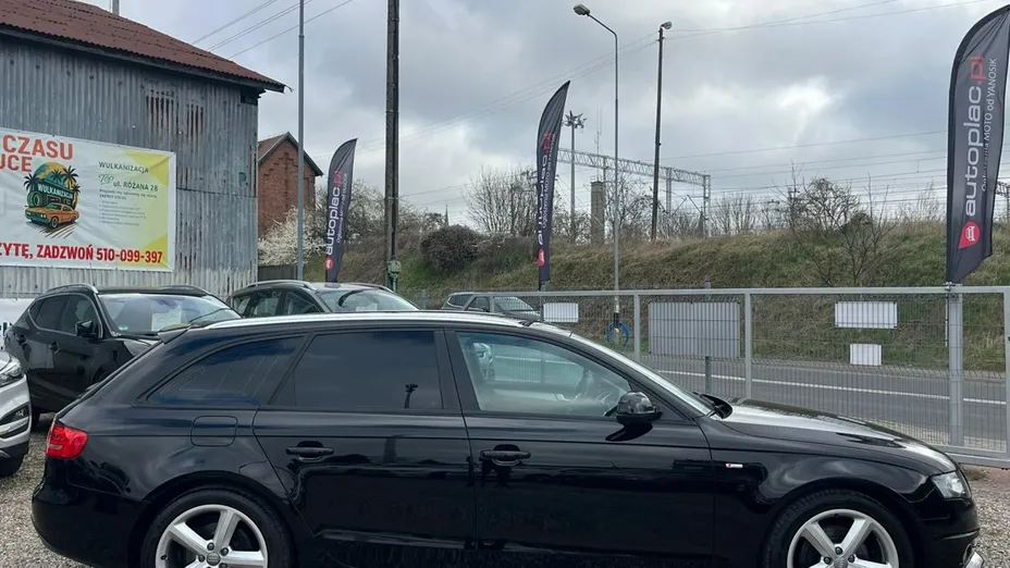 AUDI A4 -