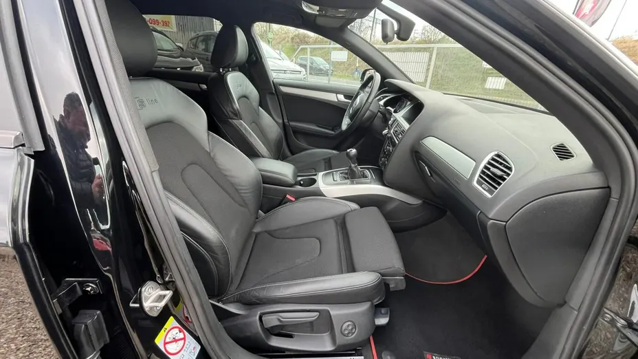 AUDI A4 -
