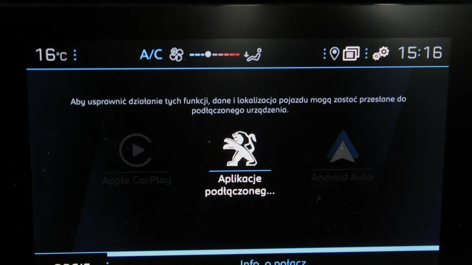 PEUGEOT 208 -