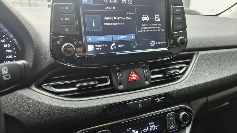 HYUNDAI i30 -