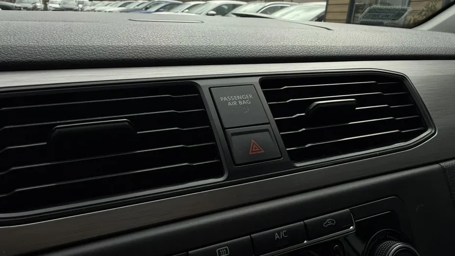 VOLKSWAGEN Caddy -