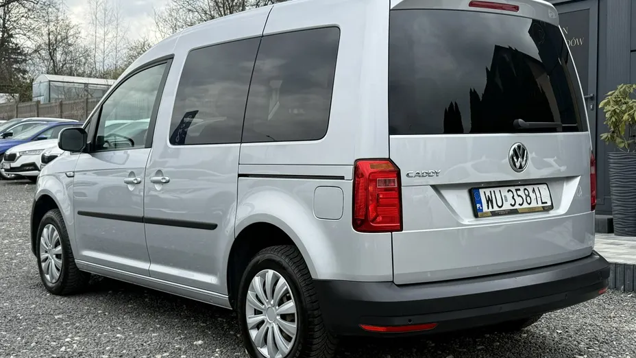 VOLKSWAGEN Caddy -
