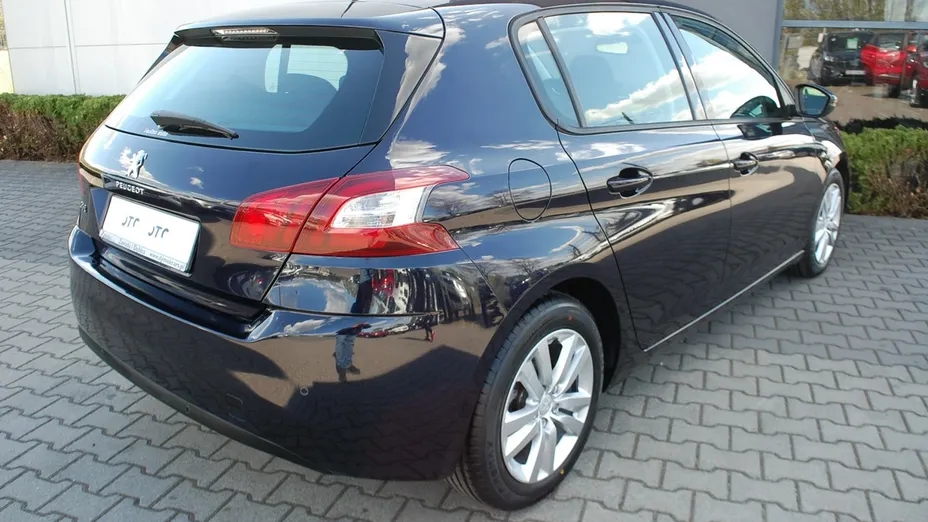 PEUGEOT 308 -