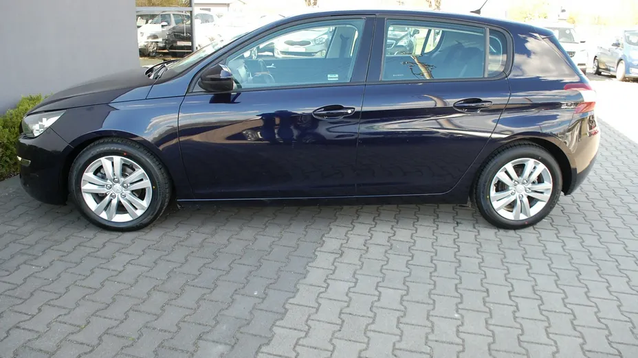 PEUGEOT 308 -