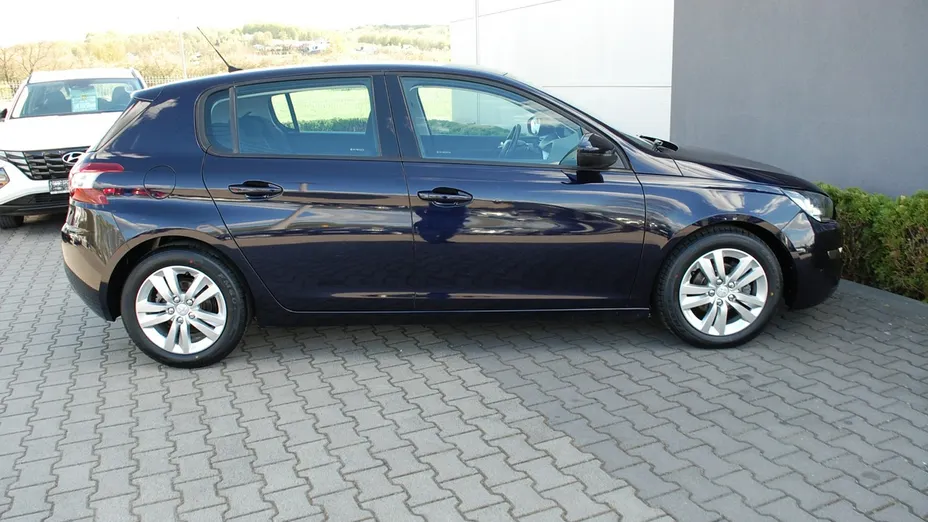 PEUGEOT 308 -