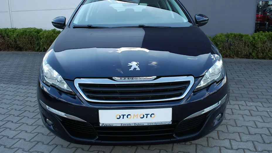 PEUGEOT 308 -
