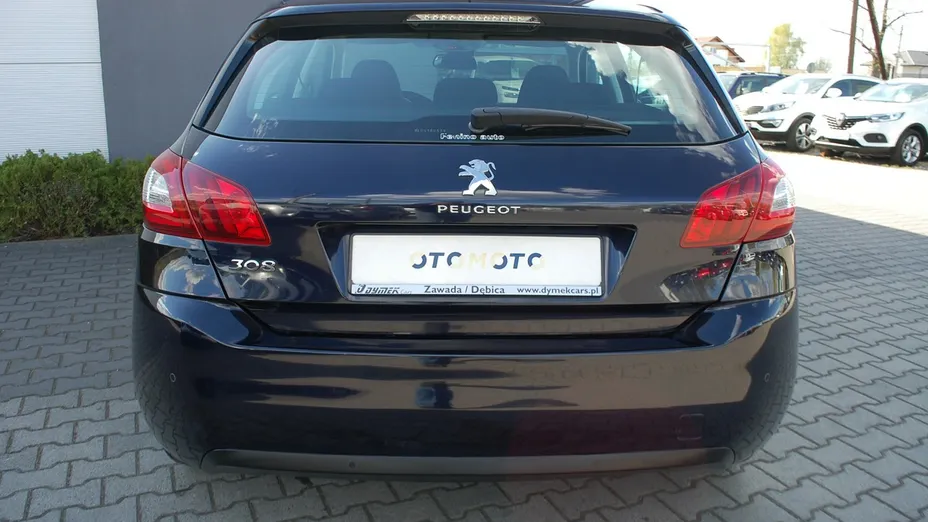 PEUGEOT 308 -