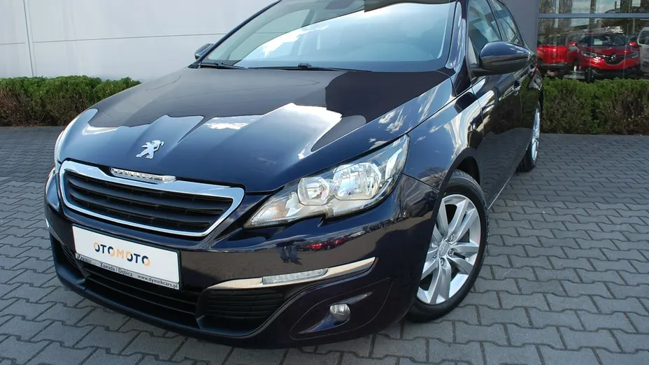 PEUGEOT 308 -