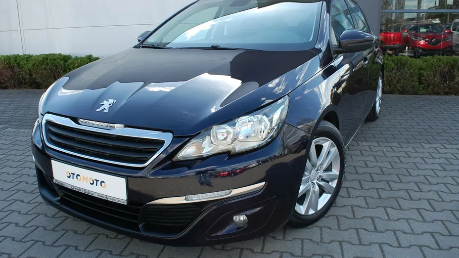 PEUGEOT 308 -
