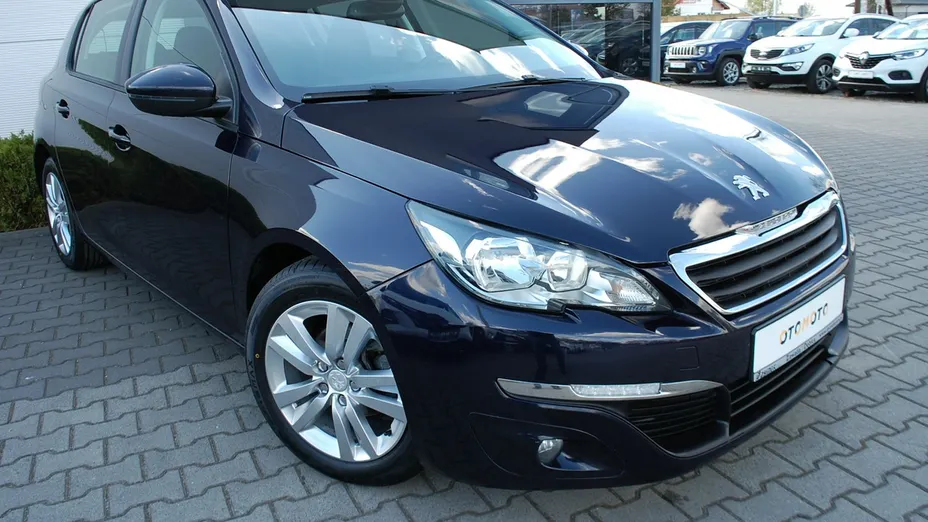 PEUGEOT 308 -
