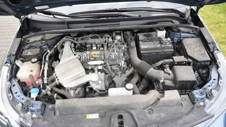 TOYOTA Corolla -