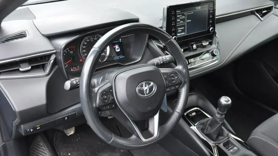 TOYOTA Corolla -