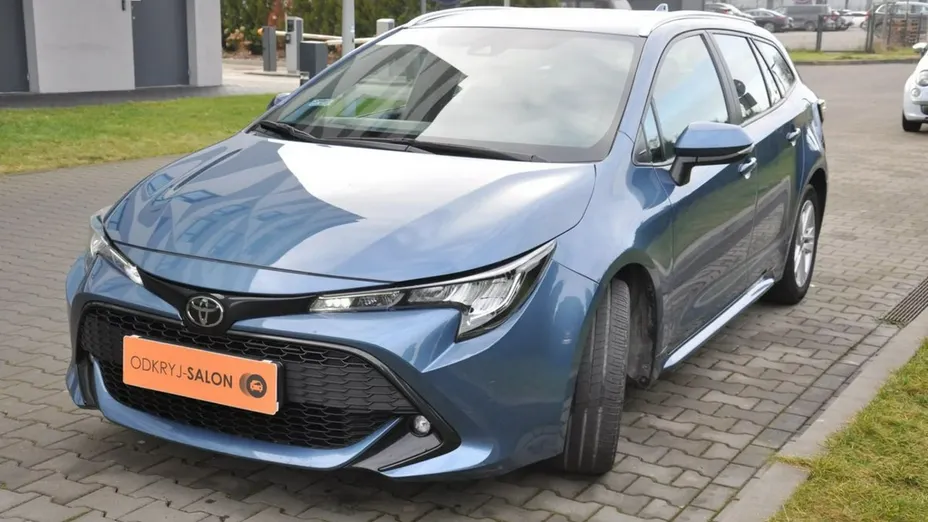 TOYOTA Corolla -