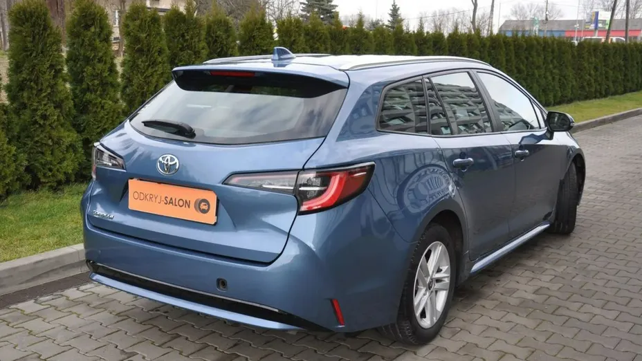 TOYOTA Corolla -