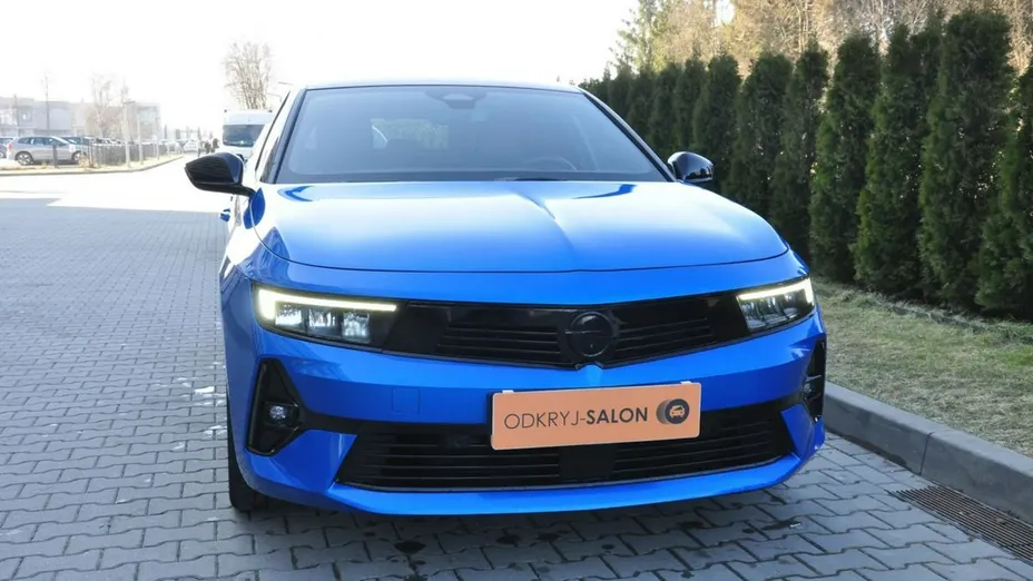 OPEL Astra -