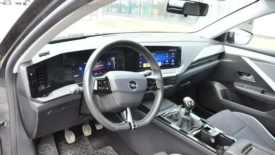 OPEL Astra -