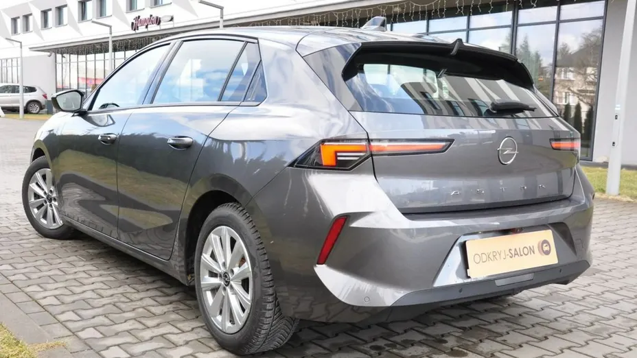 OPEL Astra -