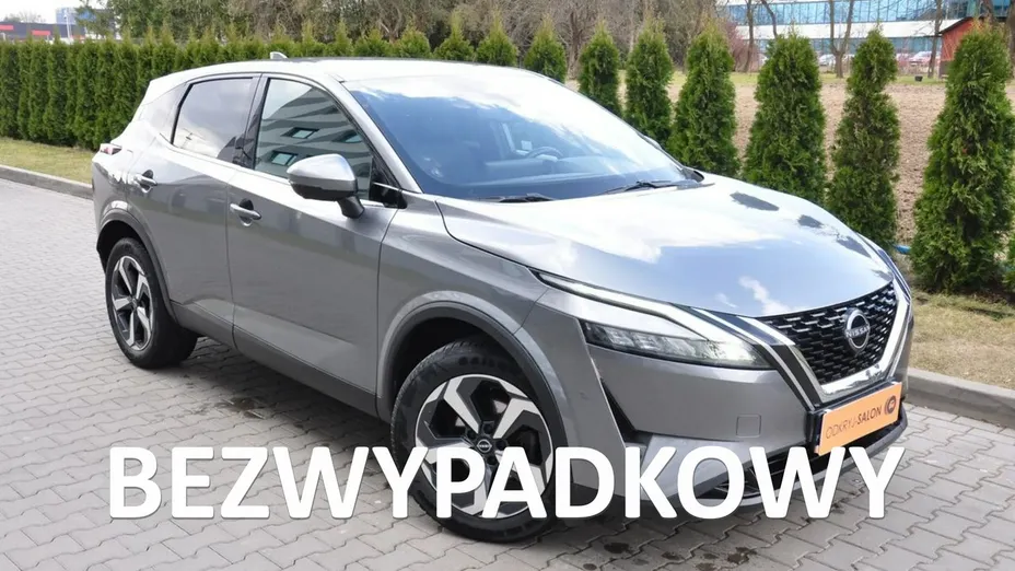 NISSAN Qashqai -