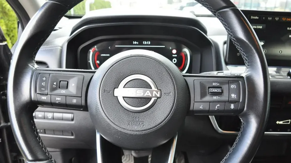 NISSAN Qashqai -