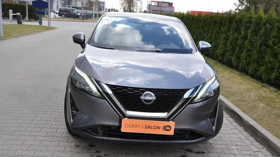 NISSAN Qashqai -