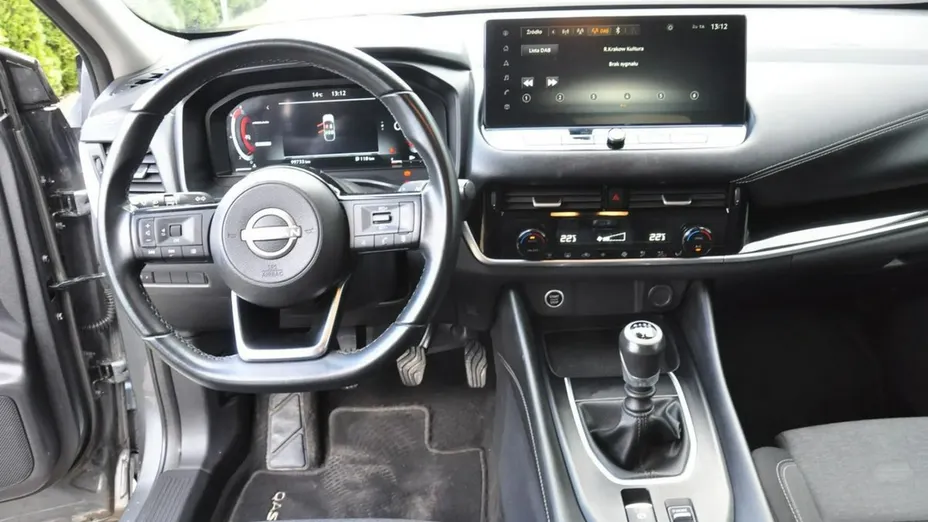 NISSAN Qashqai -