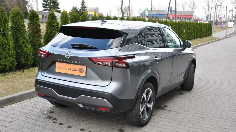 NISSAN Qashqai -